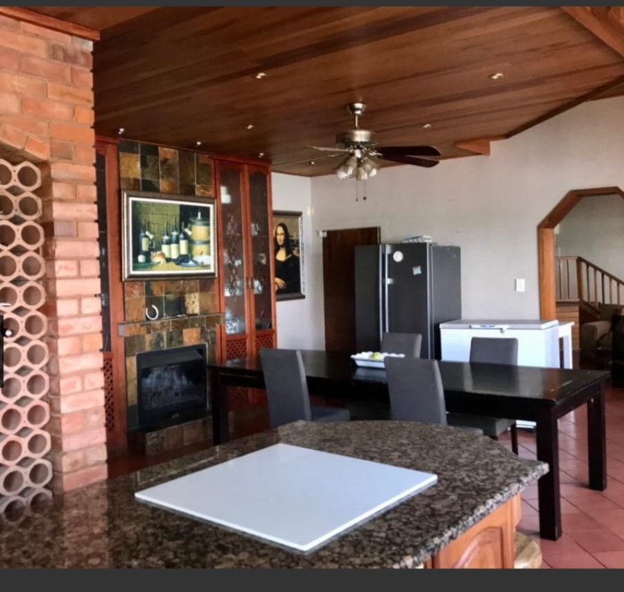 5 Bedroom Property for Sale in Kosmos North West